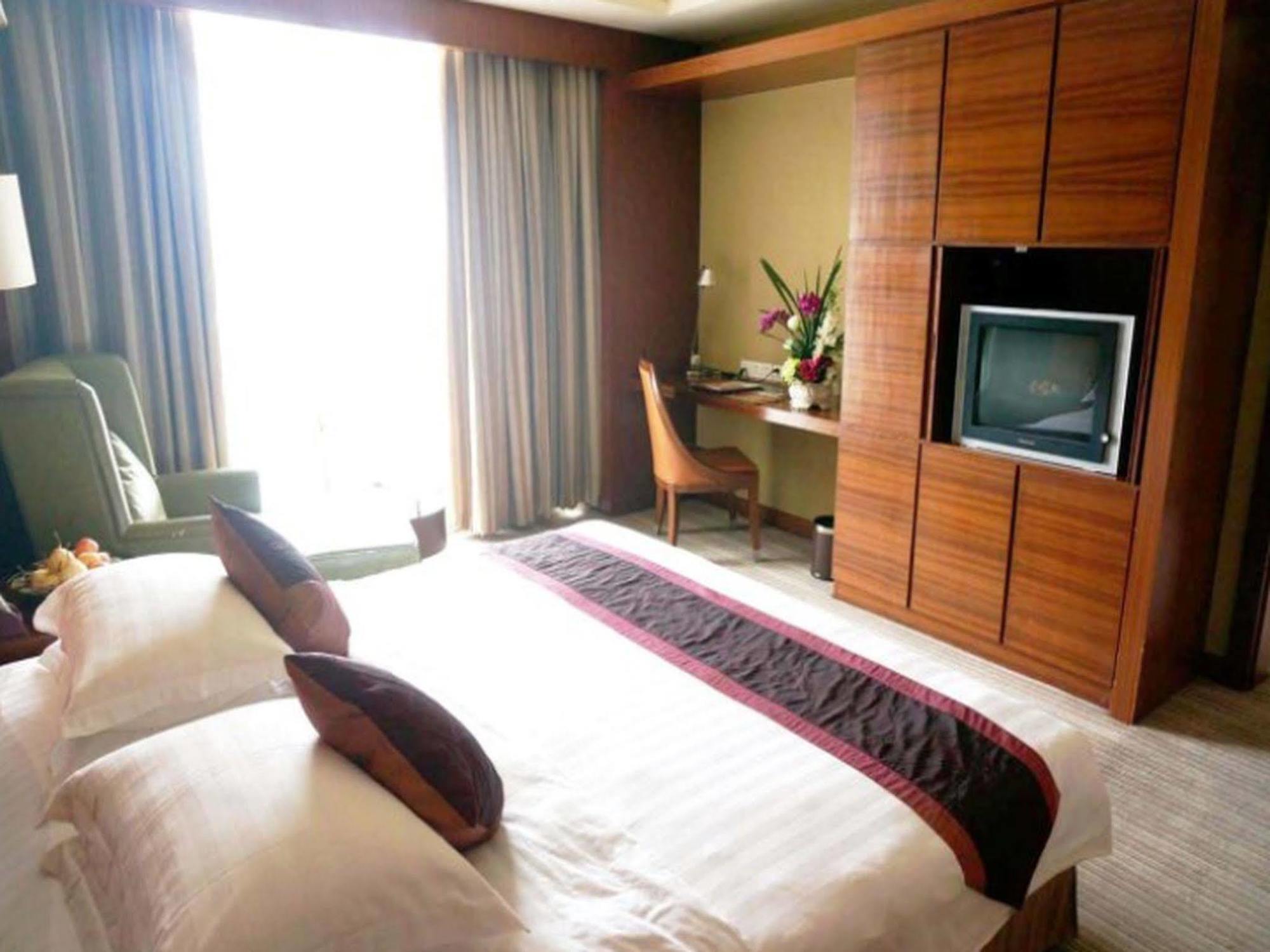 Guangzhou Imperial Hotel ภายนอก รูปภาพ