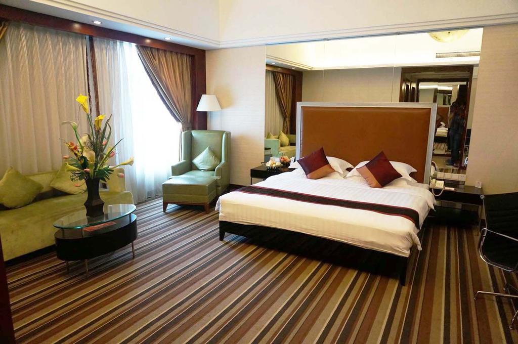 Guangzhou Imperial Hotel ภายนอก รูปภาพ
